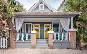 Franks Farmhouse Shotgun Style Apt In Ybor City